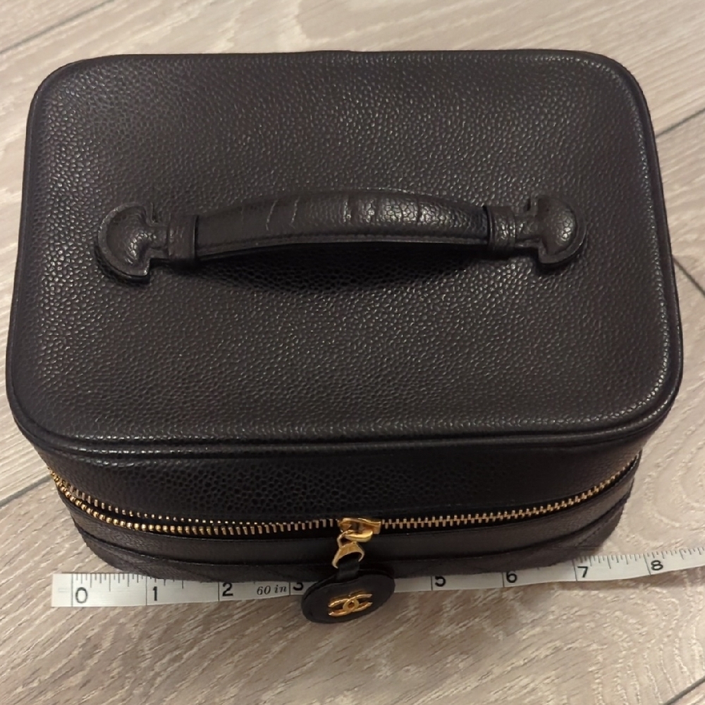 CHANEL Vintage Black Caviar Leather Vanity Pouch Top Handle - Picture 9 of 13